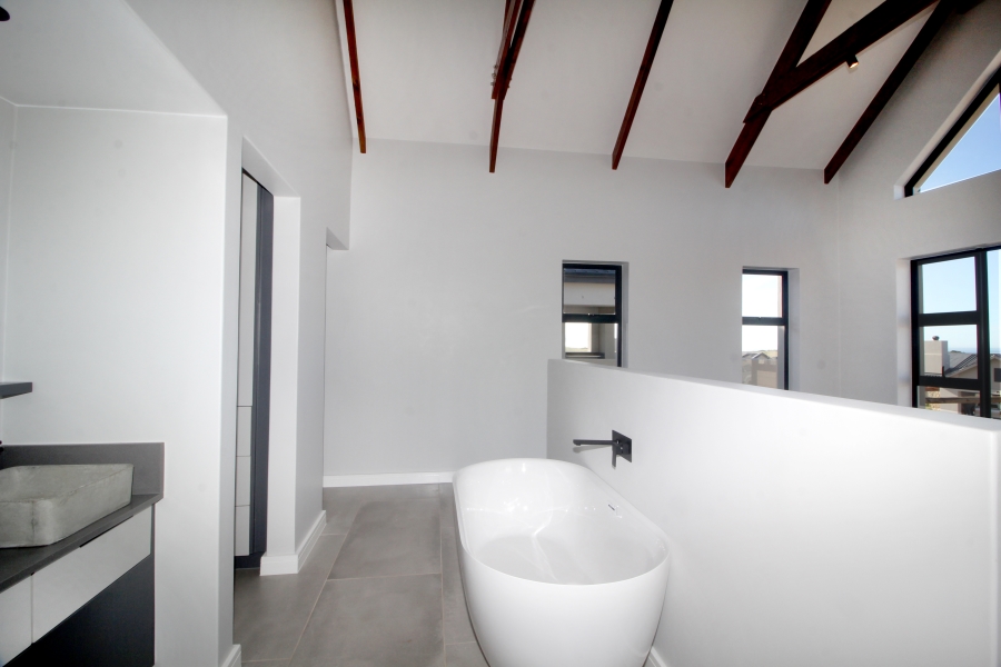 3 Bedroom Property for Sale in Hartland Lifestyle Estate Western Cape